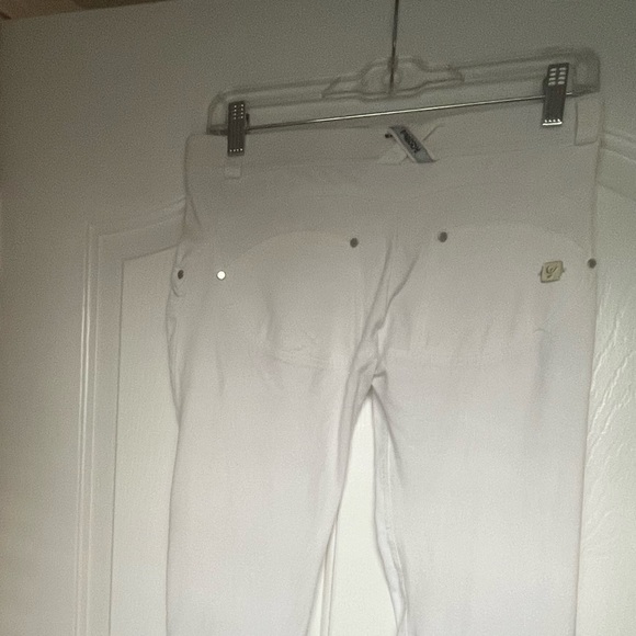 White Freddy Pants - never worn NWOT - Picture 5 of 5